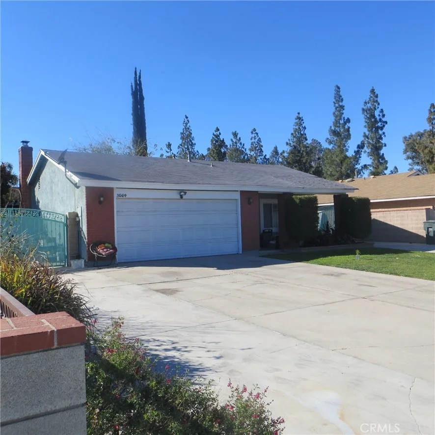 Unit for sale at 3084 Strasbourg Drive, Riverside, CA 92504