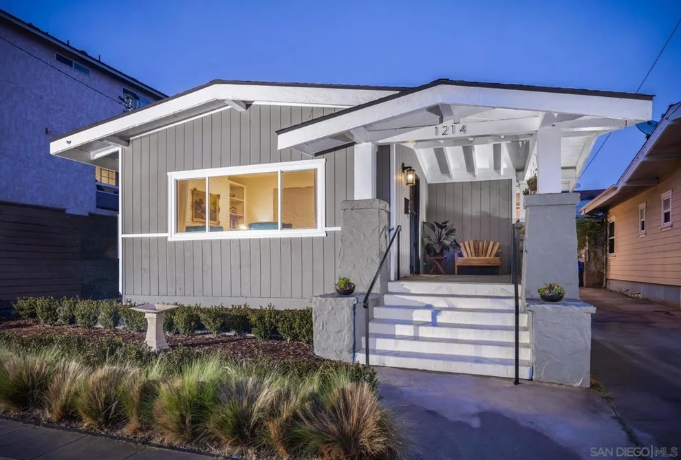 Unit for sale at 1214 Washington Pl, San Diego, CA 92103