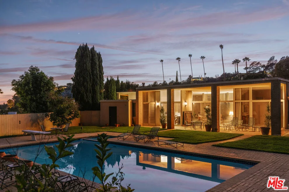 Unit for sale at 1058 N Hillcrest Road, Beverly Hills, CA 90210