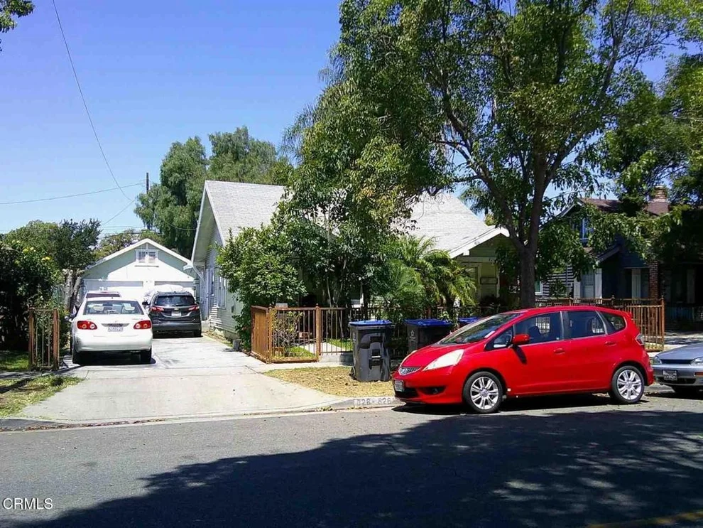 Unit for sale at 826 S Orange Avenue, Santa Ana, CA 92701