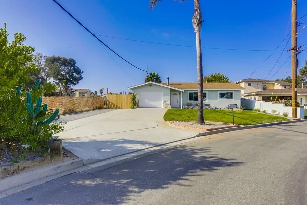Unit for sale at 3916 Long Pl., Carlsbad, CA 92008
