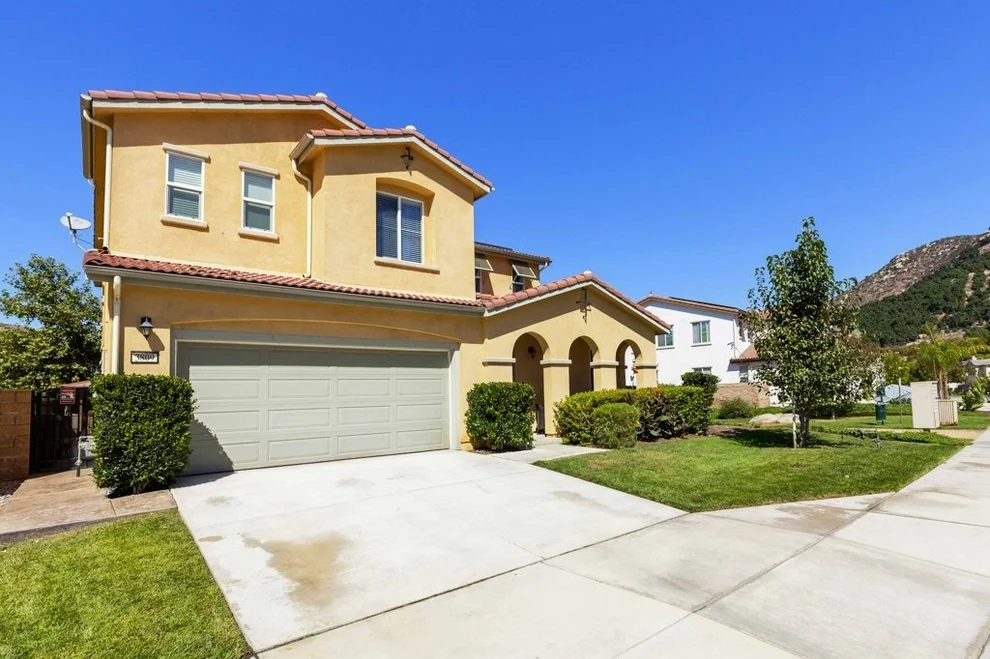 Unit for sale at 3809 Lake Circle Dr., Fallbrook, CA 92028