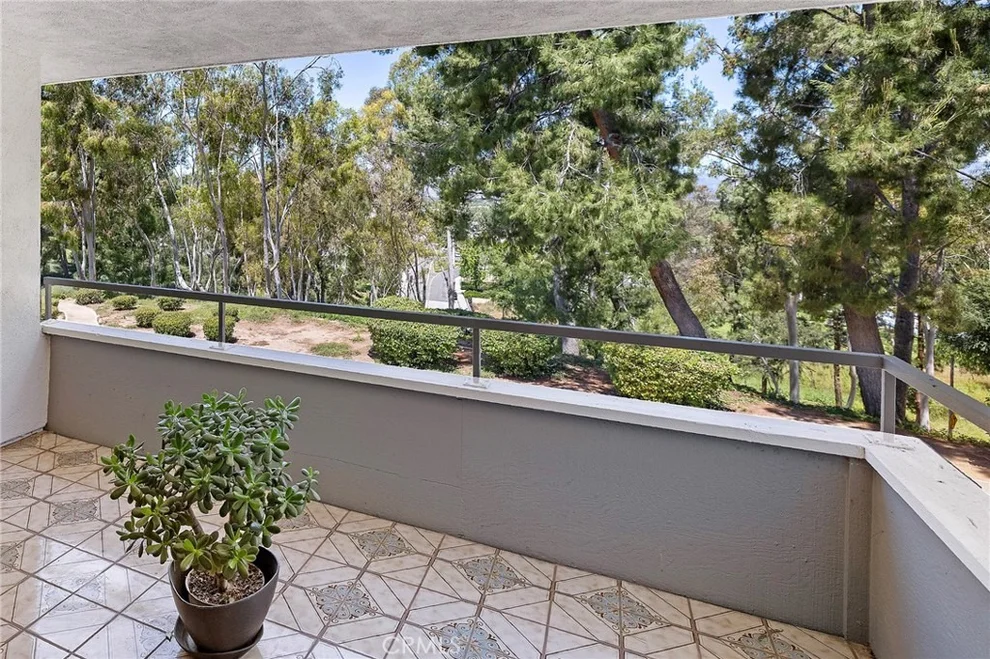 Unit for sale at 22342 Caminito Escobedo, Laguna Hills, CA 92653