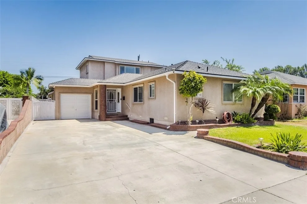 Unit for sale at 10134 Summer, Santa Fe Springs, CA 90670