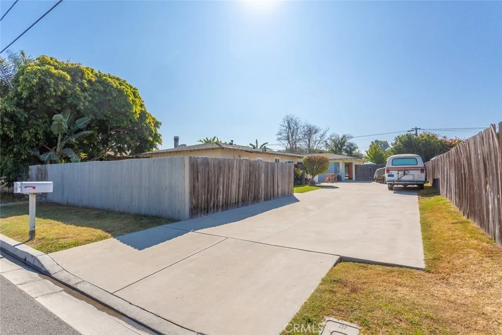 Unit for sale at 267 Costa Mesa Street, Costa Mesa, CA 92627