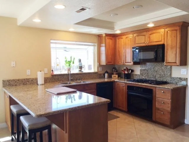 Unit for sale at 14637 Poway Mesa Dr, Poway, CA 92064