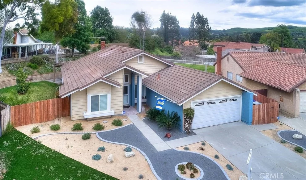 Unit for sale at 12 Red Oak Circle, Phillips Ranch, CA 91766