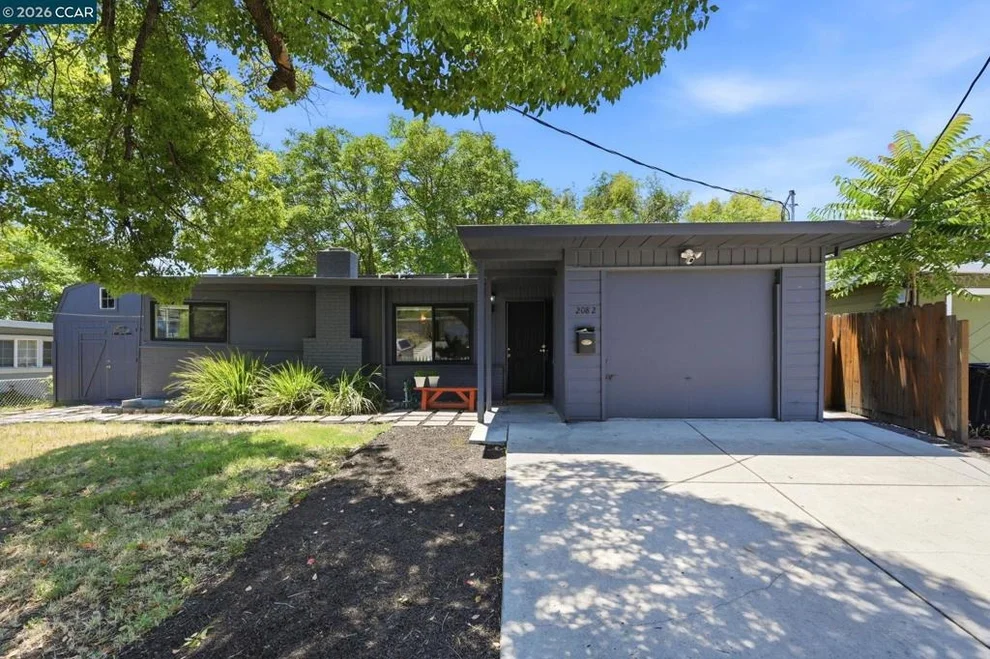 Unit for sale at 2082 Overhill Rd, Concord, CA 94520