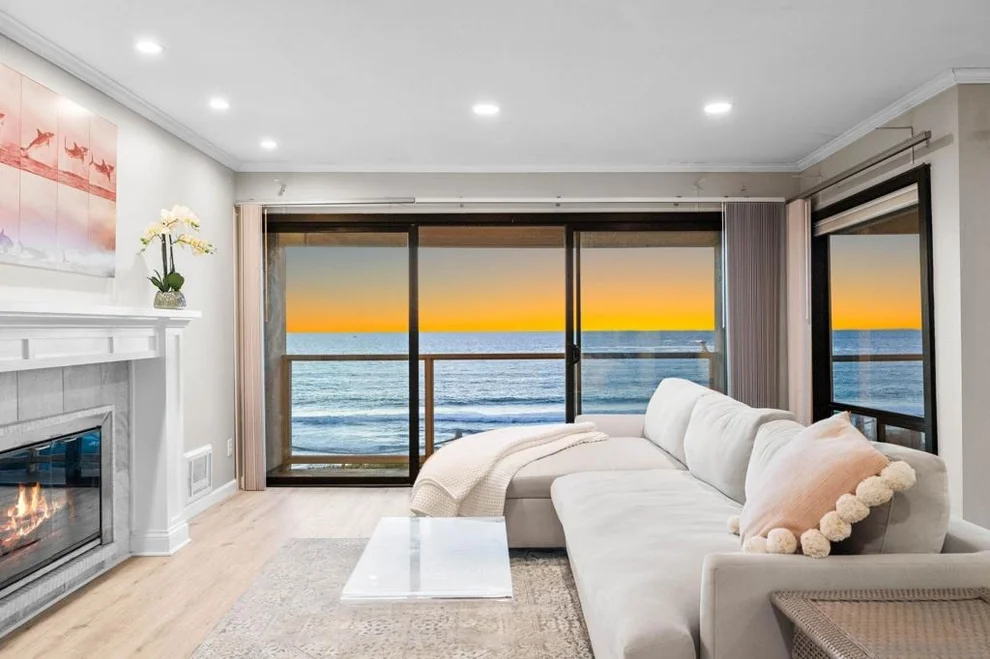 Unit for sale at 515 S Sierra Ave, Solana Beach, CA 92075