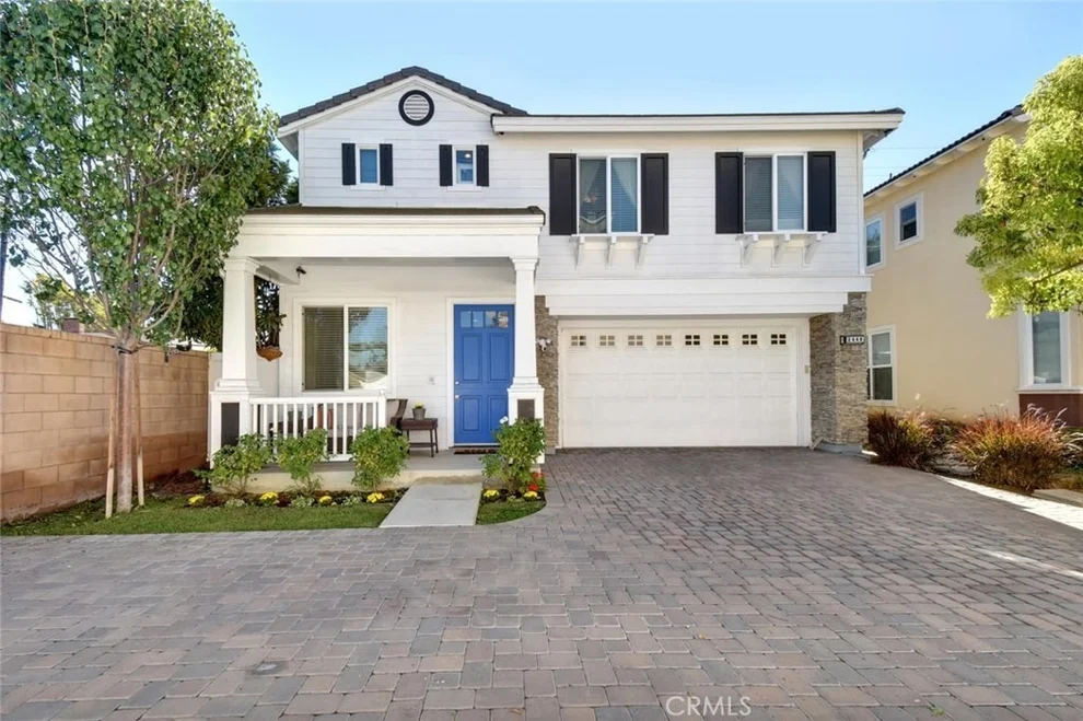 Unit for sale at 2448 Newport Boulevard, Costa Mesa, CA 92627