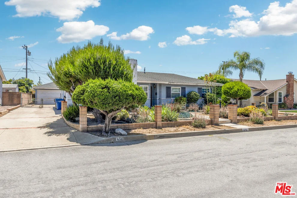 Unit for sale at 656 E Kirkwall Road, Glendora, CA 91740