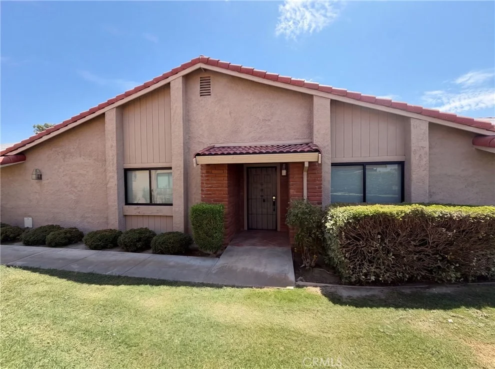 Unit for sale at 103 Camino Arroyo S, Palm Desert, CA 92260