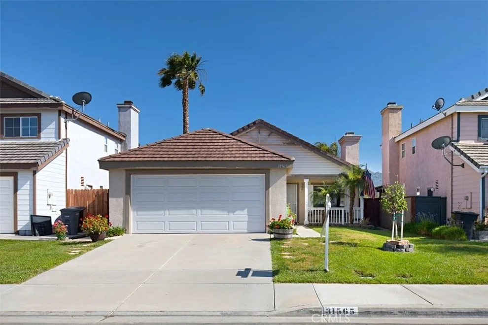 Unit for sale at 31565 Via Santa Ines, Temecula, CA 92592