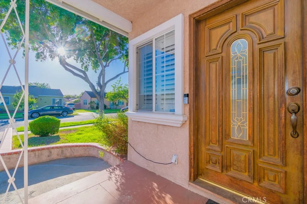 Unit for sale at 6042 Lorelei Avenue, Lakewood, CA 90712