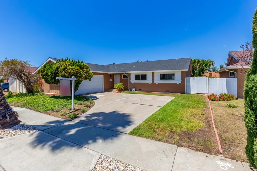 Unit for sale at 3174 Ducommun Ave, San Diego, CA 92122