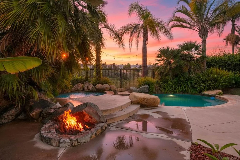 Unit for sale at 10902 Cloverhurst Way, San Diego, CA 92130