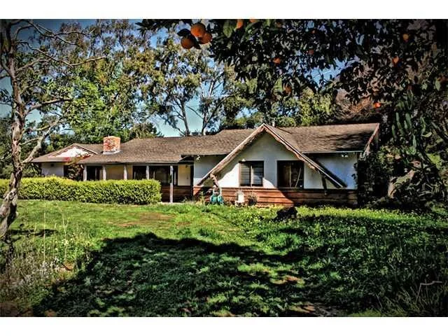 Unit for sale at 1540 W Via Rancho Parkway, Escondido, CA 92029