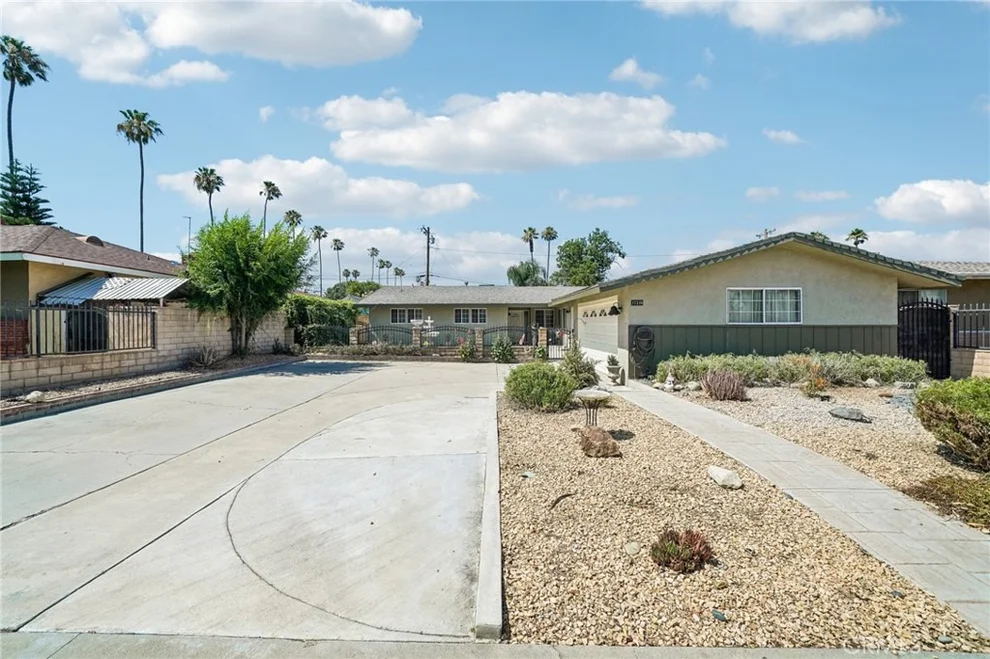Unit for sale at 17316 Hawthorne Avenue, Fontana, CA 92335