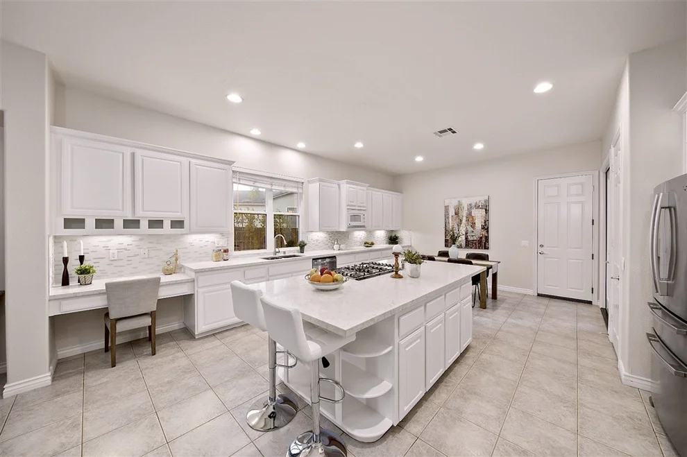 Unit for sale at 3917 Lago Di Grata Circle, San Diego, CA 92130