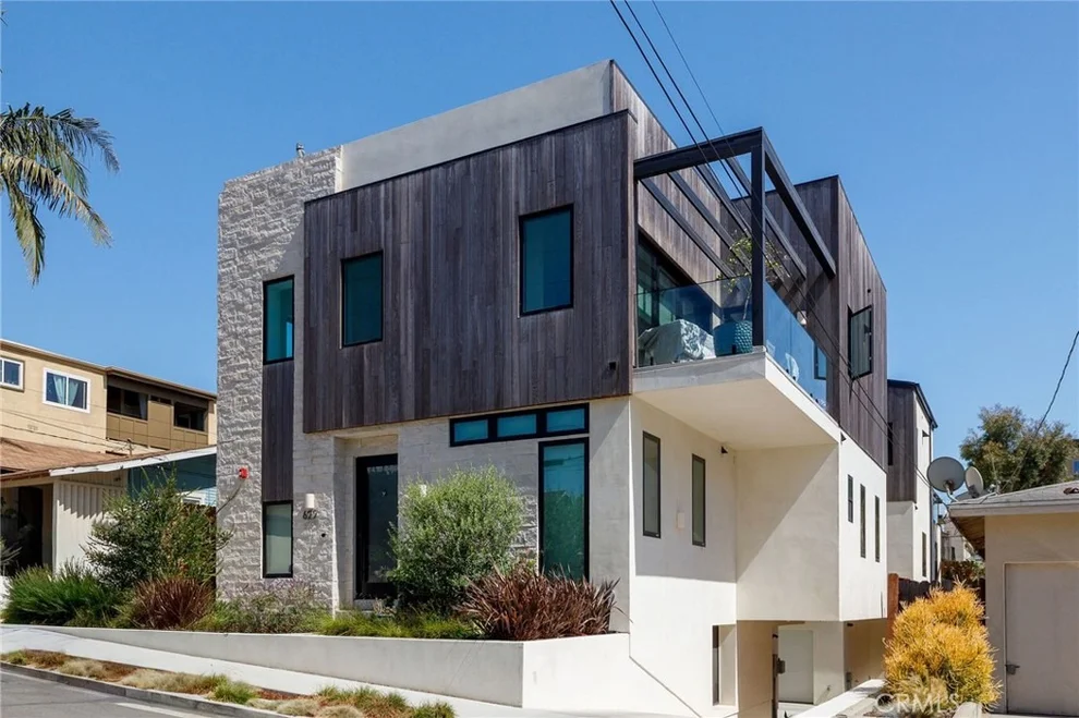 Unit for sale at 622 1st Place, Hermosa Beach, CA 90254