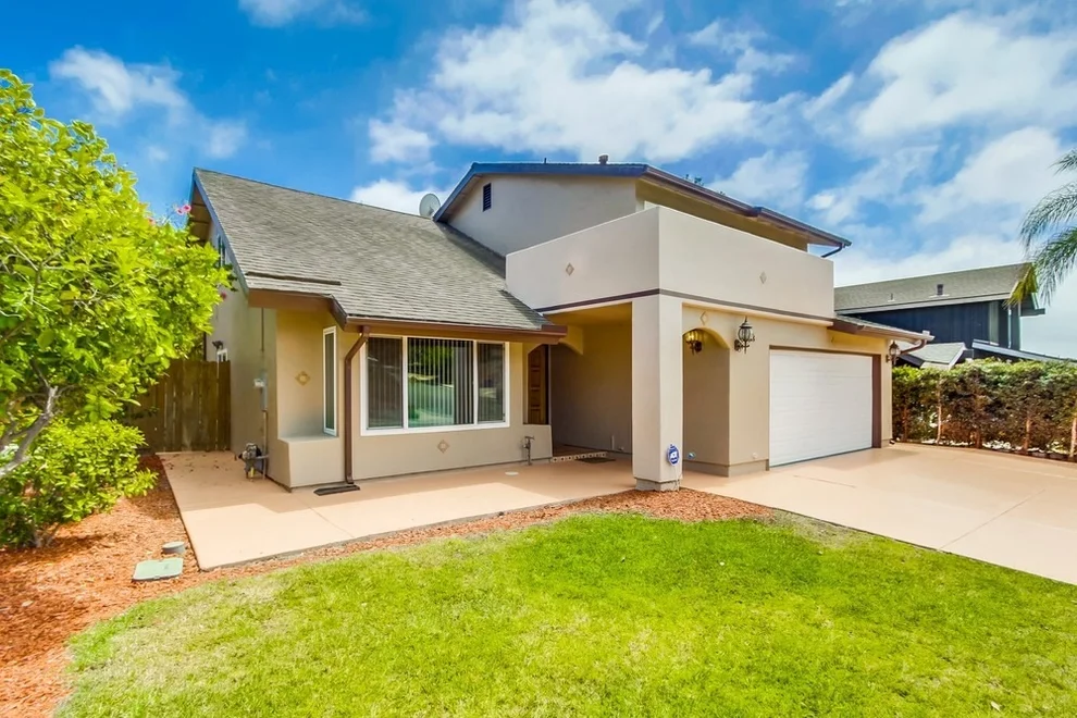 Unit for sale at 246 Camino Vista Real, Chula Vista, CA 91910