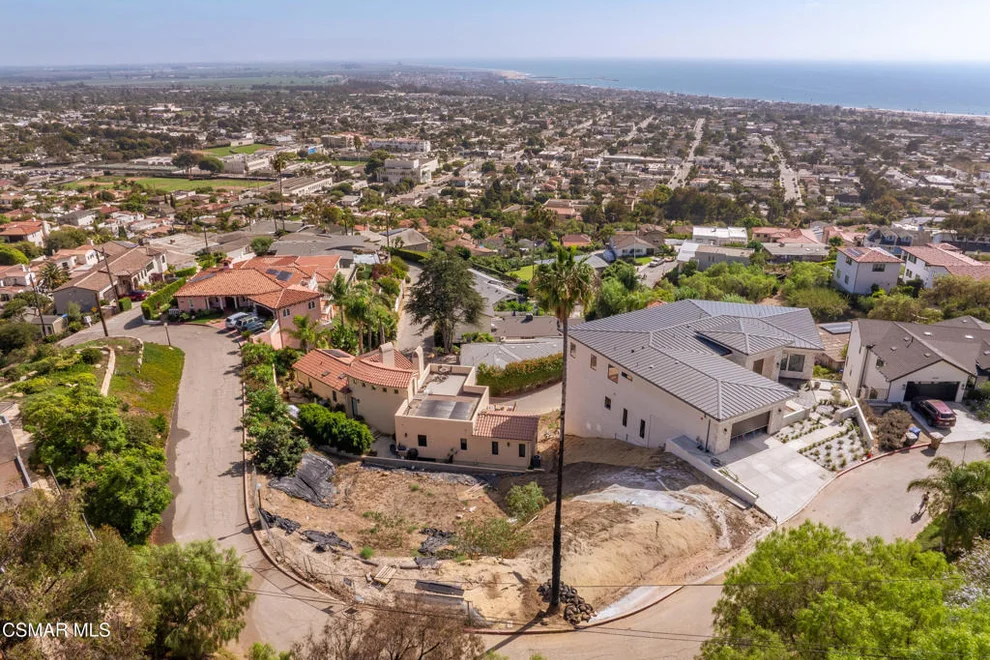 Unit for sale at 1918 Hillcrest Drive, Ventura, CA 93001