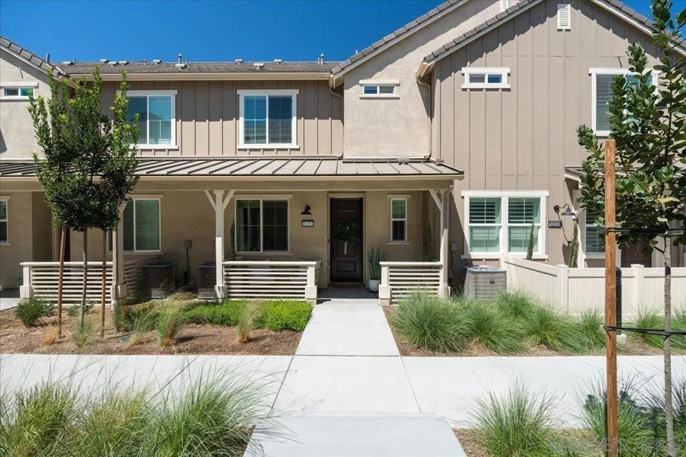 Unit for sale at 32383 Tannat Drive, Temecula, CA 92591