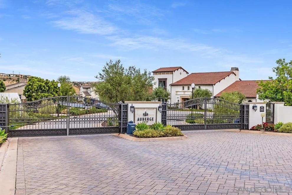Unit for sale at 8169 Auberge Cir, San Diego, CA 92127