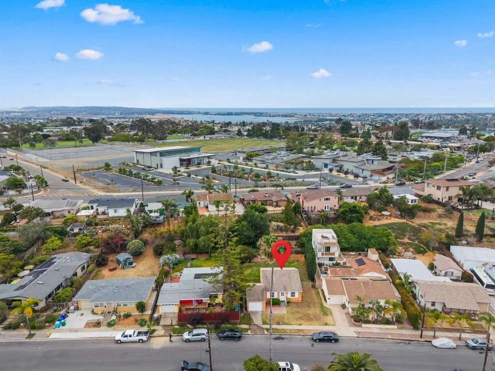 Unit for sale at 3816 Tomahawk Ln, San Diego, CA 92117