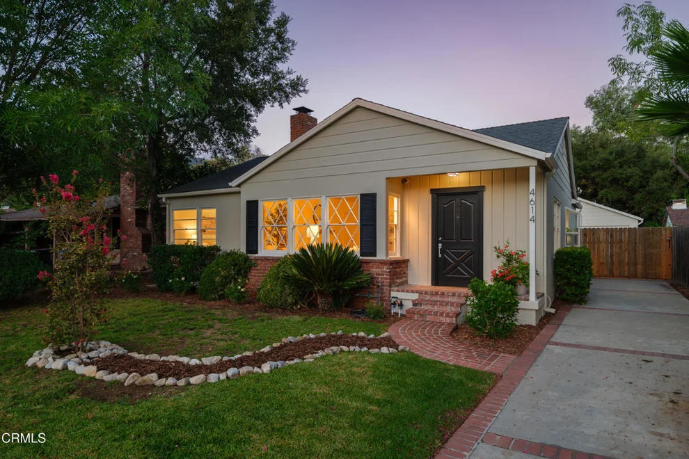 Unit for sale at 4614 Crown Avenue, La Canada Flintridge, CA 91011