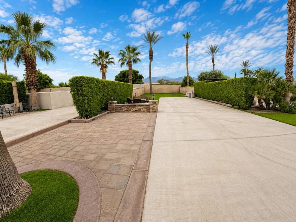 Unit for sale at 80501 Avenue 48, Indio, CA 92201