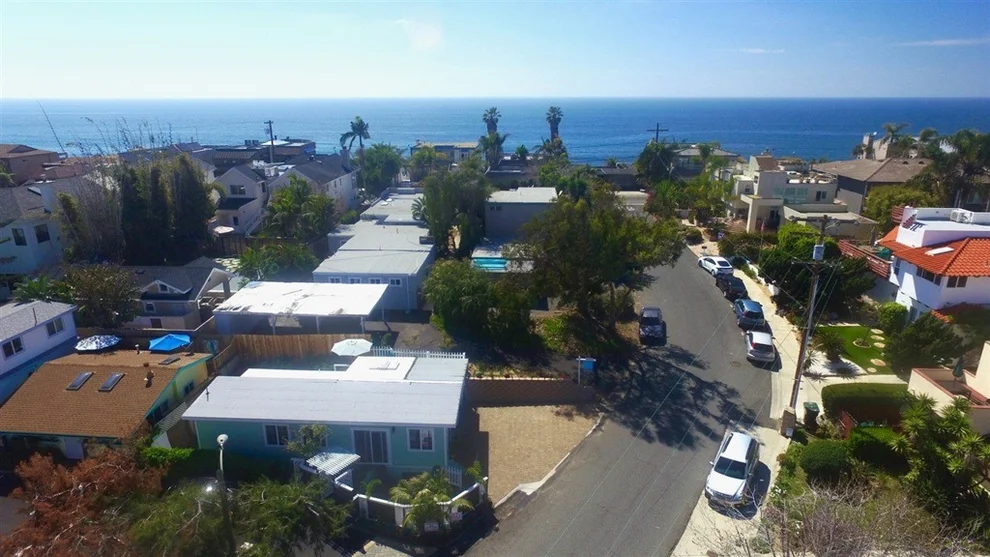 Unit for sale at 170 W Diana St, Encinitas, CA 92024