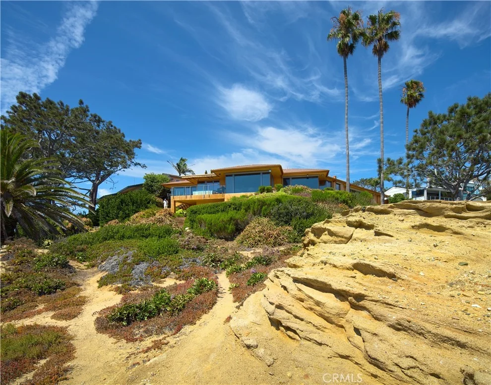 Unit for sale at 111 S La Senda Drive, Laguna Beach, CA 92651