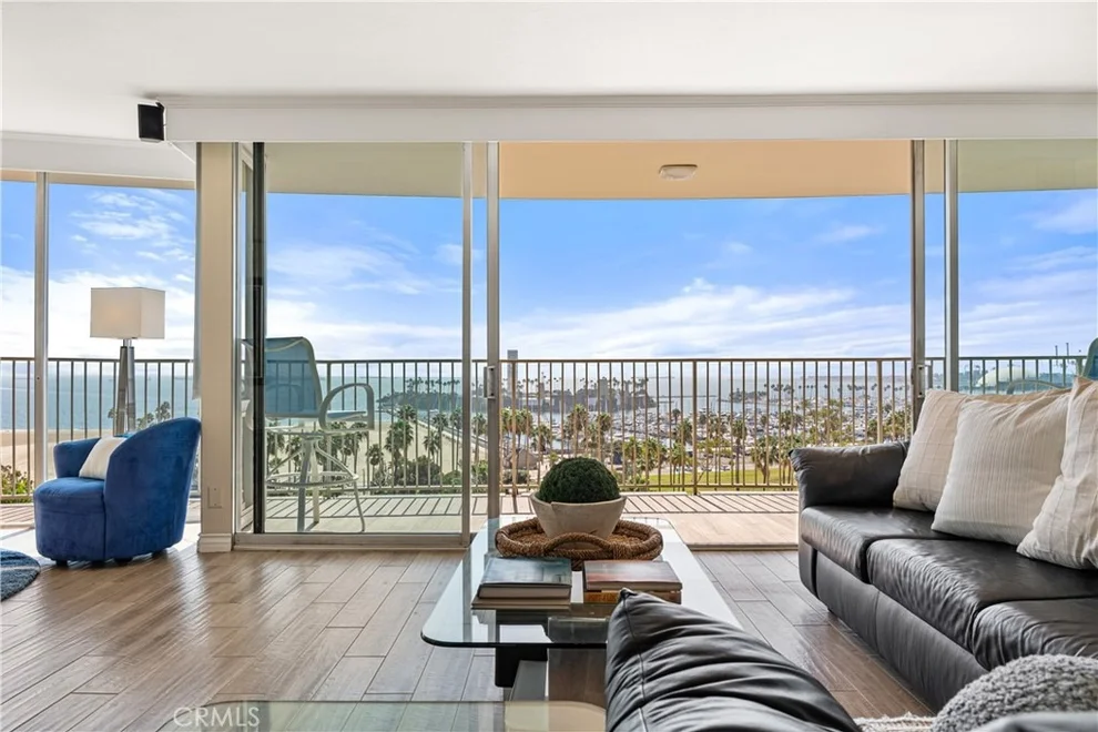 700 East Ocean Boulevard