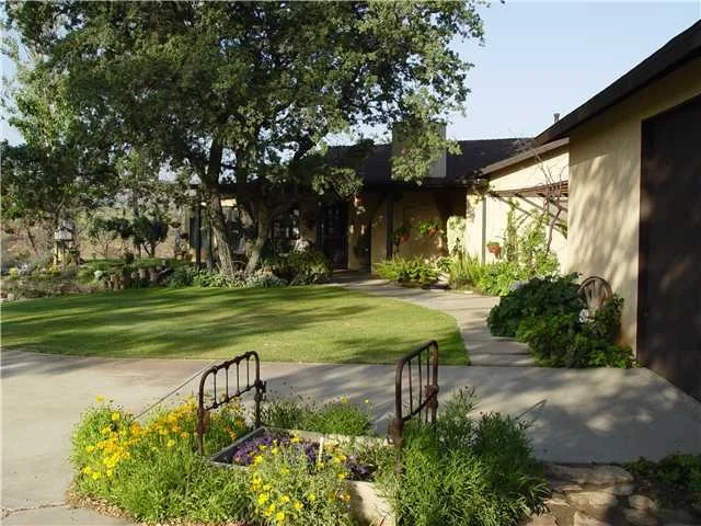 Unit for sale at 19985 Sunset Oaks Drive, Ramona, CA 92065