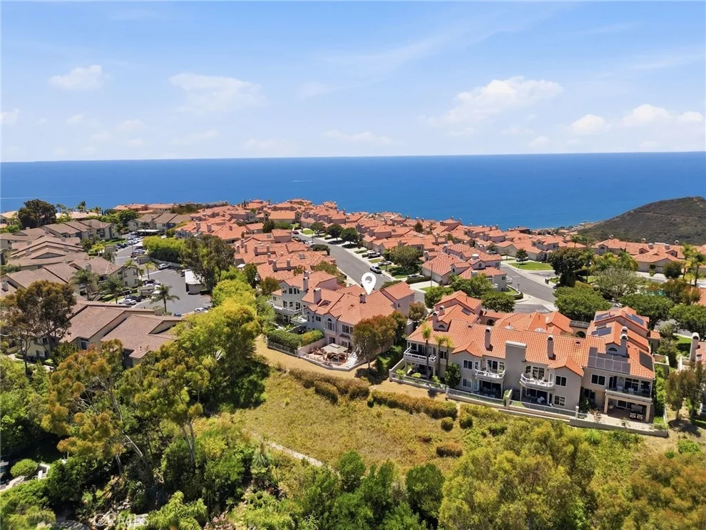 Unit for sale at 10 Toulon, Laguna Niguel, CA 92677