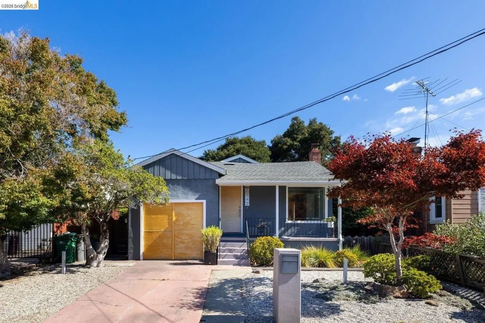 Unit for sale at 7542 Valentine St, Oakland, CA 94605