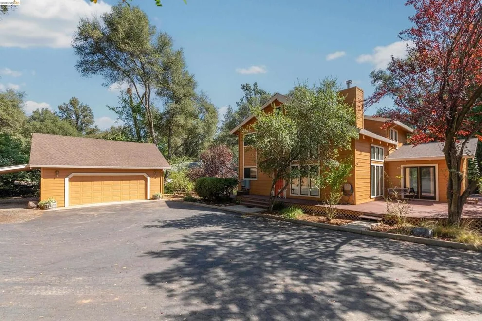 Unit for sale at 20425 Brook Dr., Sonora, CA 95370