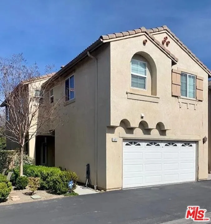 Unit for sale at 15017 Northwind Lane, North Hills, CA 91343