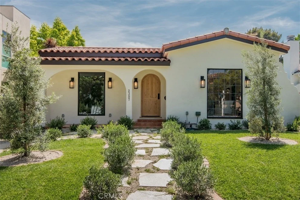 Unit for sale at 2357 Midvale Ave, Los Angeles, CA 90064