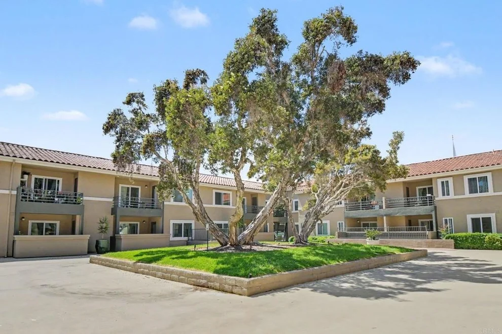 Unit for sale at 7405 Charmant Dr, University City, CA 92122