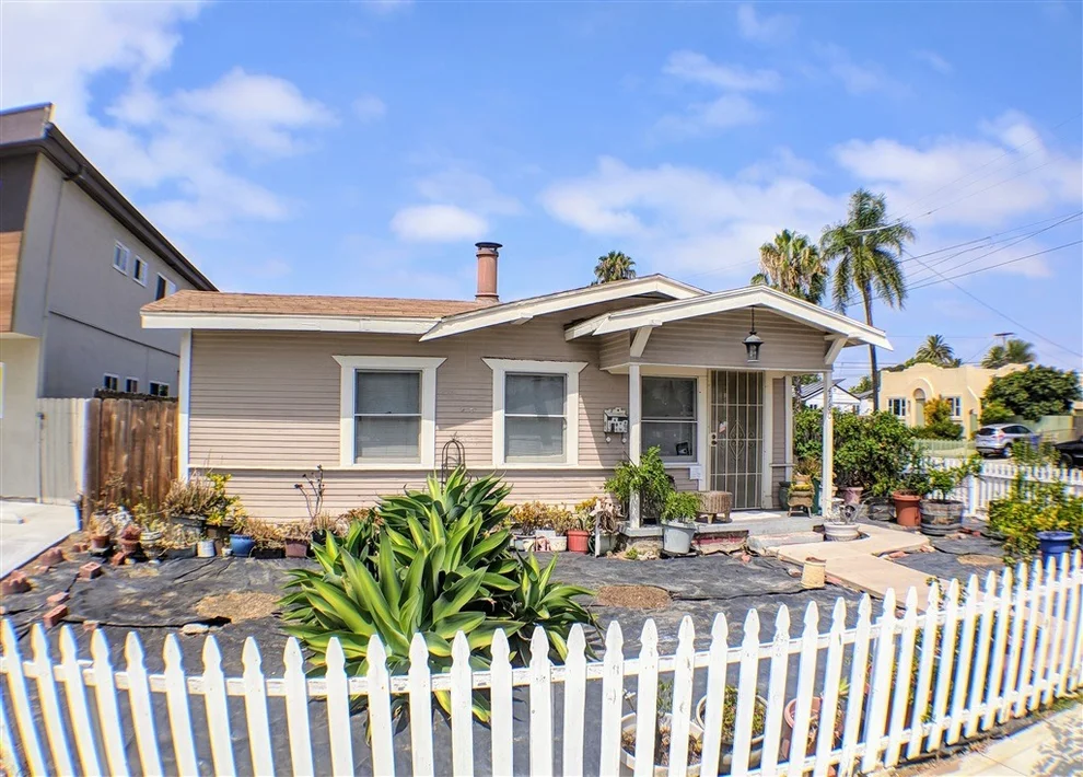 Unit for sale at 4780 Mansfield St, San Diego, CA 92116