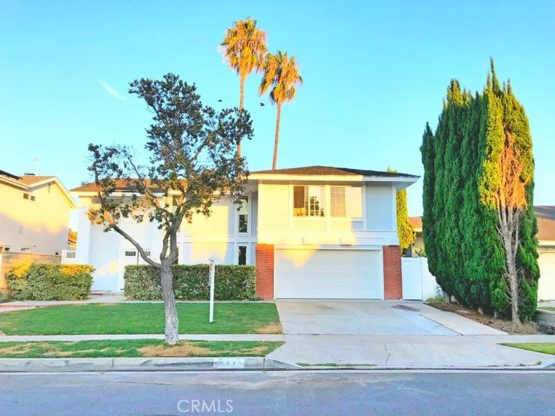 Unit for sale at 17612 Webster Avenue, Irvine, CA 92614