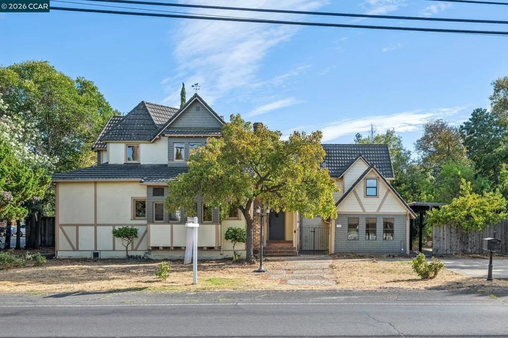 Unit for sale at 3386 Cowell Rd, Concord, CA 94518