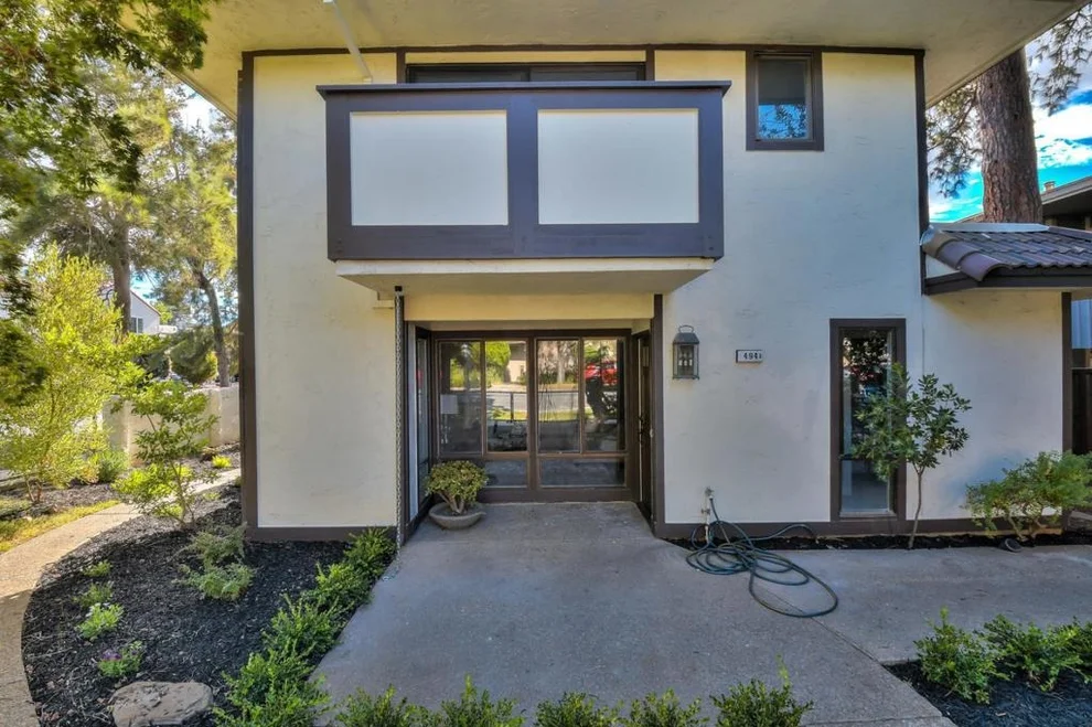 Unit for sale at 494 Lassen Street, Los Altos, CA 94022