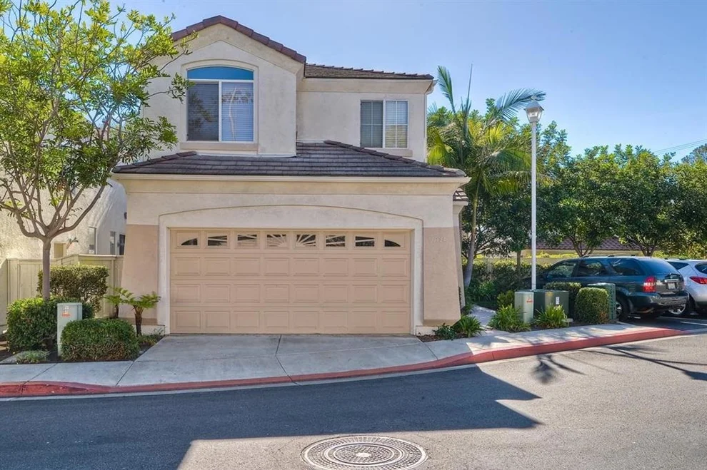Unit for sale at 1954 Courage, Vista, CA 92081