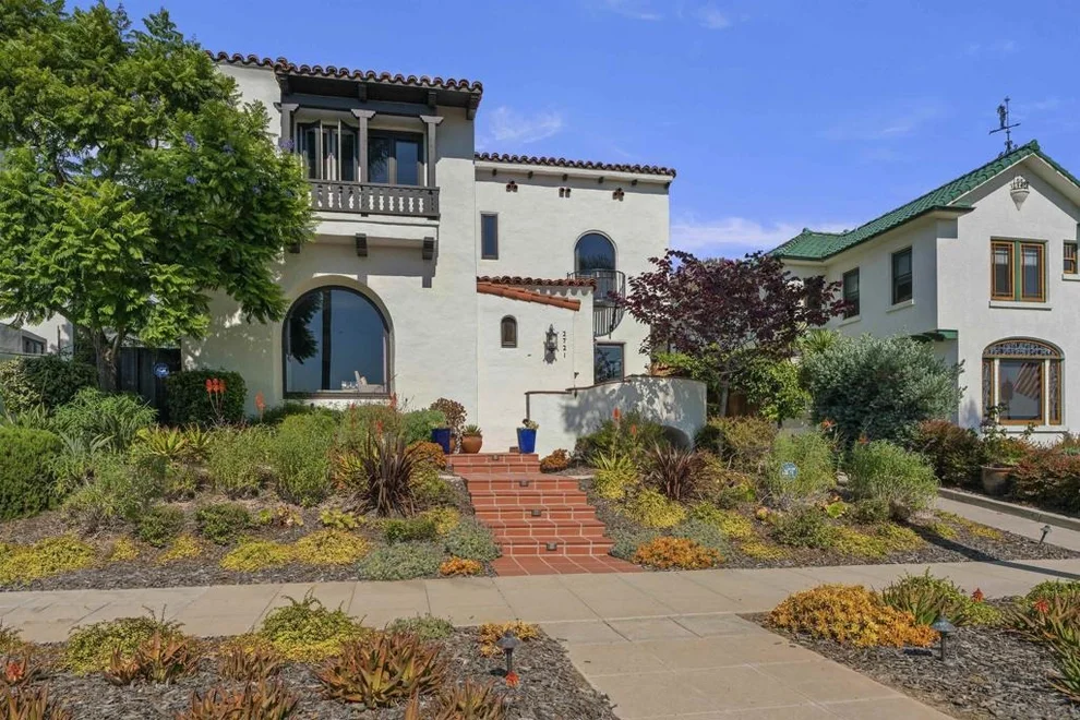 Unit for sale at 2721 28th, San Diego, CA 92104