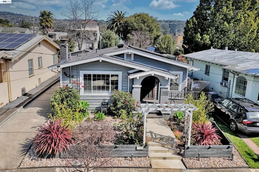 Unit for sale at 5706 Brookdale Ave, Oakland, CA 94605