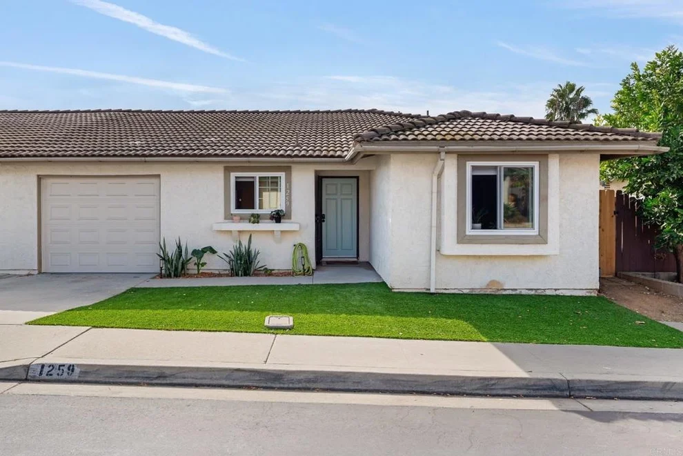 Unit for sale at 1259 Sundown, Escondido, CA 92026