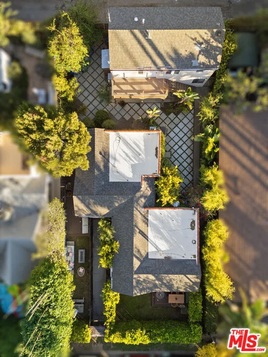 Unit for sale at 808 Venezia Avenue, Venice, CA 90291